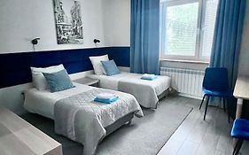 Apartamenty i pokoje z prywatną łazienką Willa Bielany